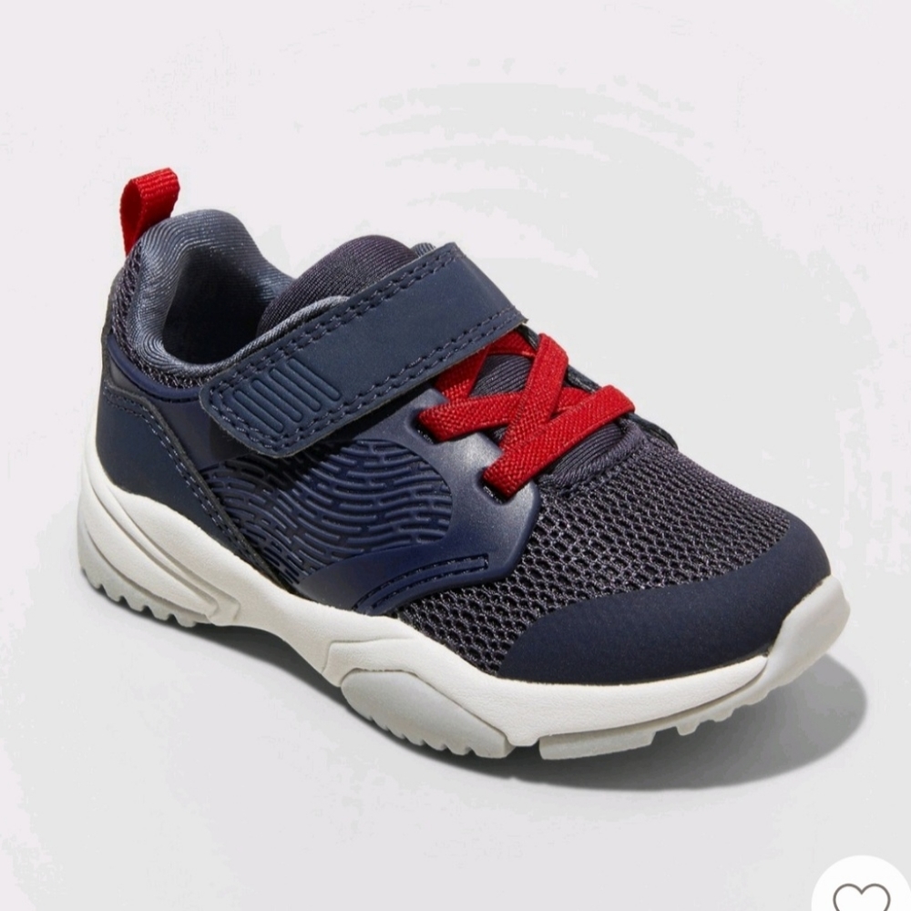 Toddler boys Cat and Jack sneakers size 6